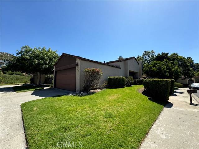 2093 Golden Circle Drive, Escondido, CA 92026