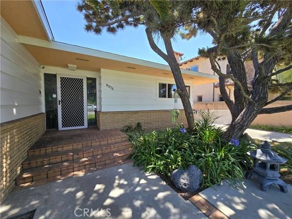 Downey, CA 90240,9375 Gainford Street