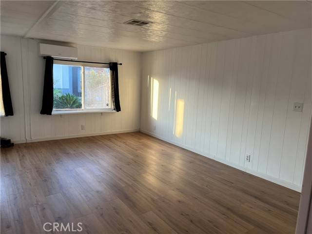 201 E Arrow Hwy #59, Glendora, CA 91740