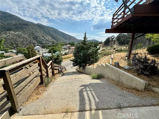 4301 Mt Pinos Way, Frazier Park, CA 93225