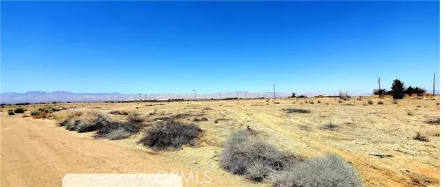 California City, CA 93505,670 Louise