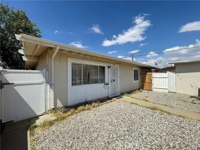 Lancaster, CA 93534,1109 W Avenue H6