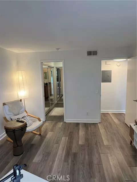 Playa Del Rey, CA 90293,8300 Manitoba st #235