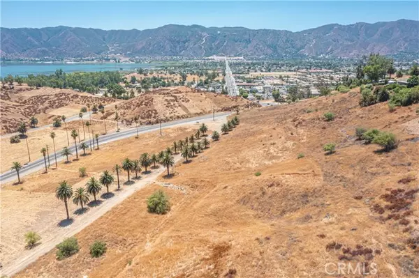 Lake Elsinore, CA 92530,0 Shrier #19