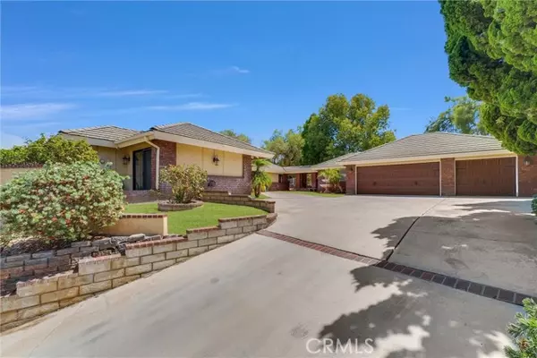 Riverside, CA 92506,2342 Boulder Bluffs Court