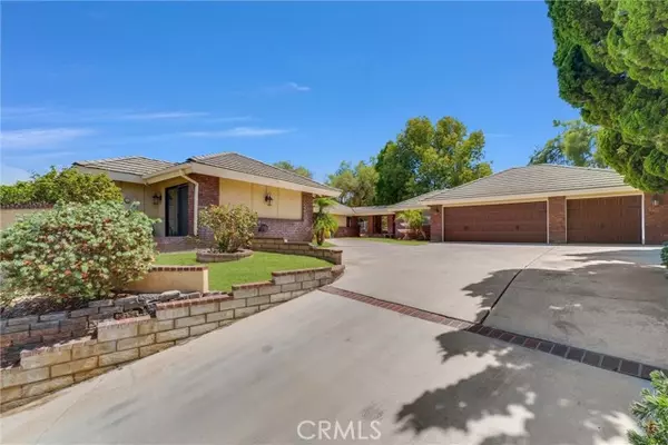 Riverside, CA 92506,2342 Boulder Bluffs Court