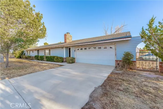 8247 W Avenue D, Lancaster, CA 93536