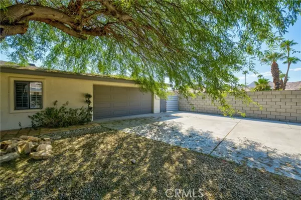 Palm Springs, CA 92264,642 S Mountain View Drive