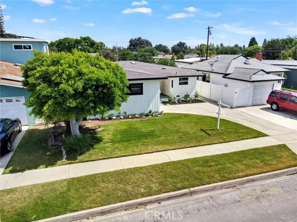 3472 Woodruff Avenue,  Long Beach,  CA 90808