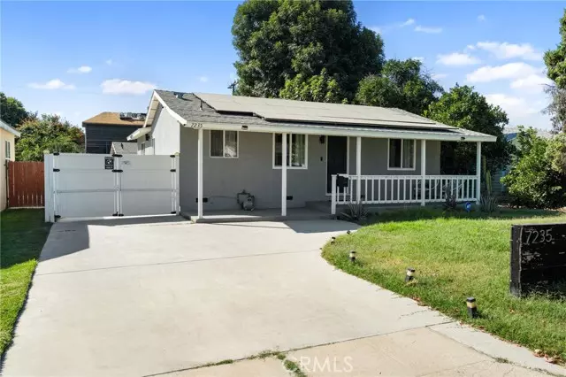 7235 Yarmouth Avenue, Reseda, CA 91335