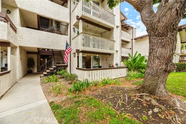 21372 Brookhurst Street #214, Huntington Beach, CA 92646