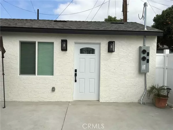 9718 San Vincente Avenue, South Gate, CA 90280