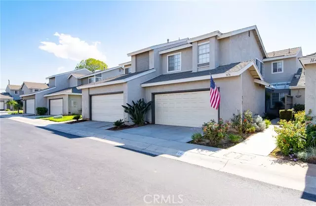 Corona, CA 92882,1636 Sumac Place