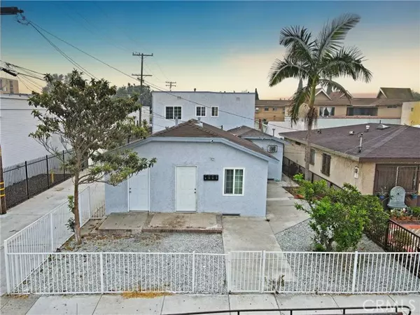 2514 Clarendon Avenue, Huntington Park, CA 90255