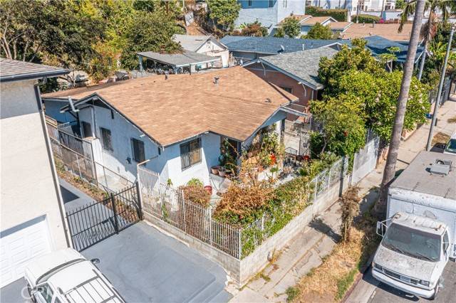 3833 Montclair Street, Los Angeles, CA 90018