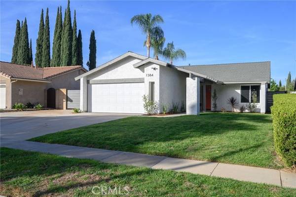 1384 Emerald Street, Corona, CA 92882