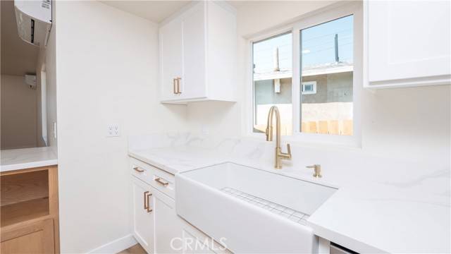 Los Angeles, CA 90063,1018 N Ditman Avenue
