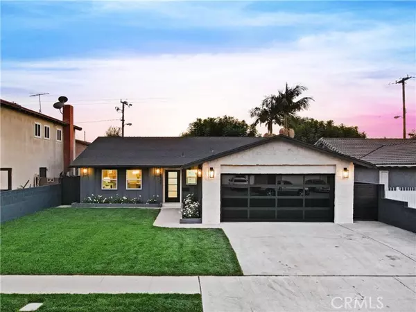 Downey, CA 90242,8746 Parkcliff Street