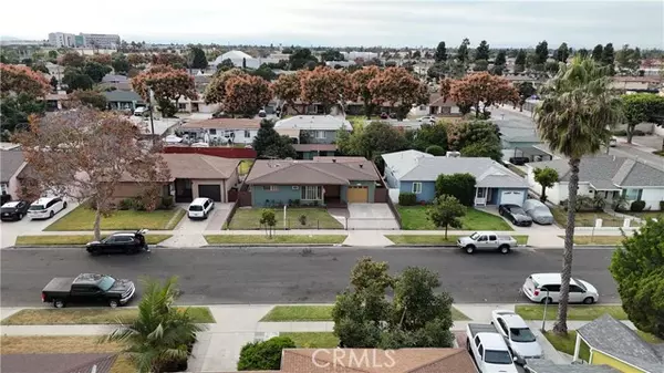 Downey, CA 90242,12115 Cornuta Avenue