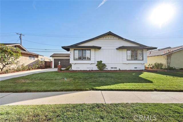 7200 Santa Teresa Circle, Buena Park, CA 90620