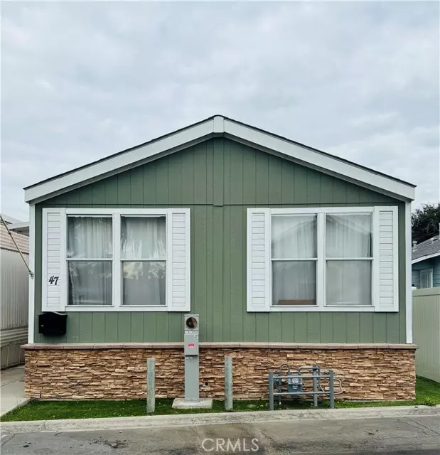 Bellflower, CA 90706,15717 Woodruff #47