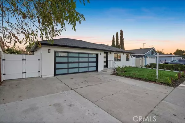 2350 E Delia Lane, Orange, CA 92869