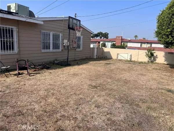 Compton, CA 90220,500 S Clymar Avenue