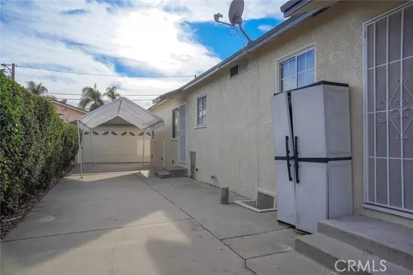 Downey, CA 90242,8232 Devenir Avenue