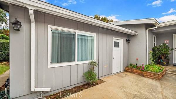 14620 Biola Ave, La Mirada, CA 90638