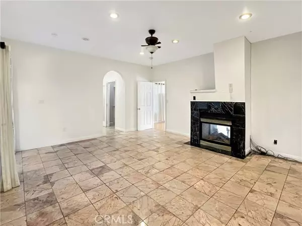 Palmdale, CA 93550,2810 Juniper Drive