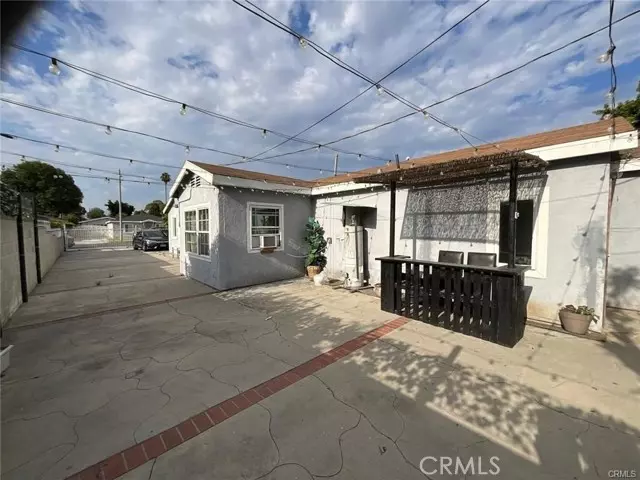 Carson, CA 90745,813 E Lincoln Street