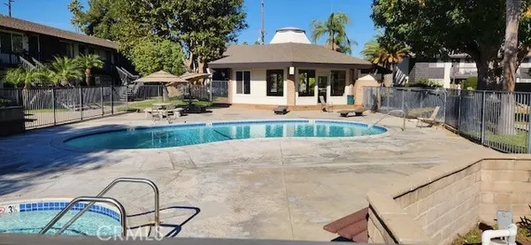 Stanton, CA 90680,7100 Cerritos Avenue #246