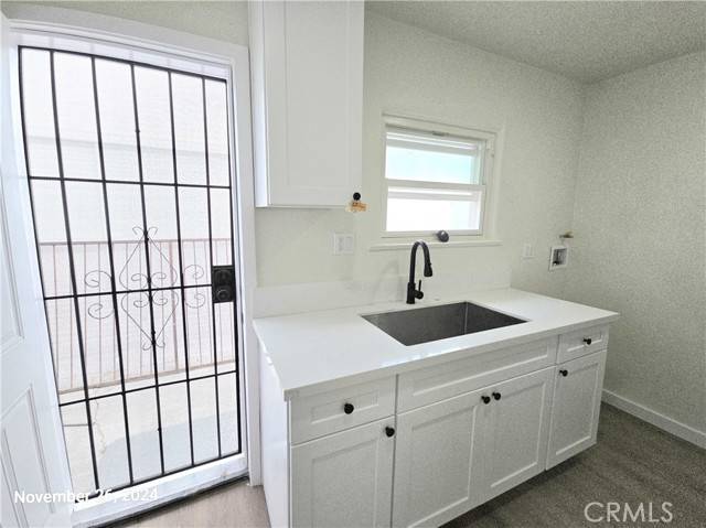 Inglewood, CA 90304,10916 S Inglewood Avenue #10916 1/2