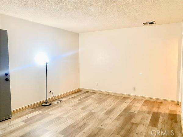 8616 N Loop Boulevard #1, California City, CA 93505