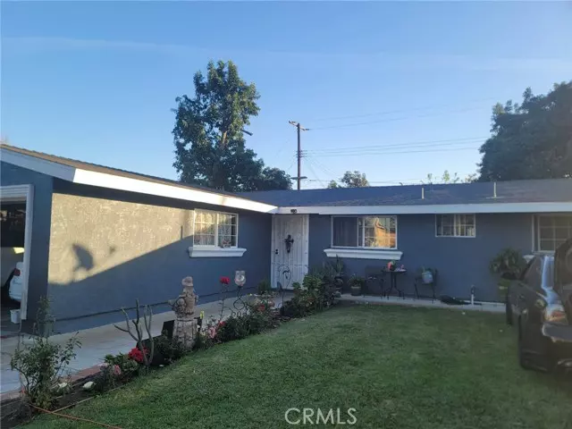 Santa Ana, CA 92703,2214 Mark Street