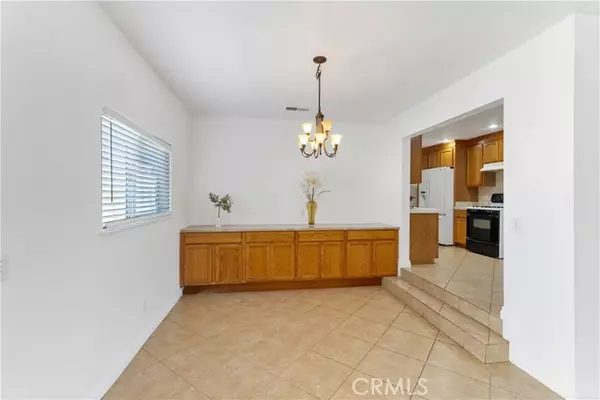 La Mirada, CA 90638,14939 Cheshire Street