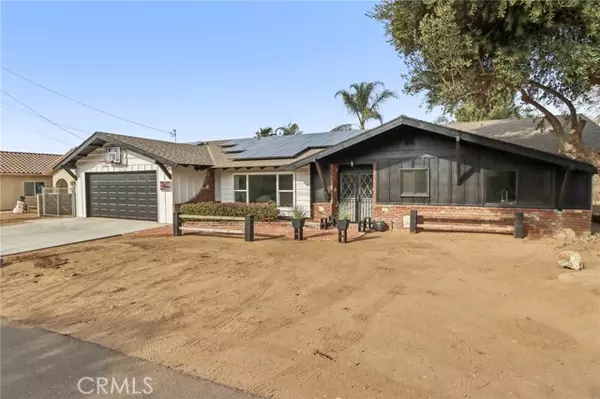 881 Hillside Ln, Norco, CA 90286