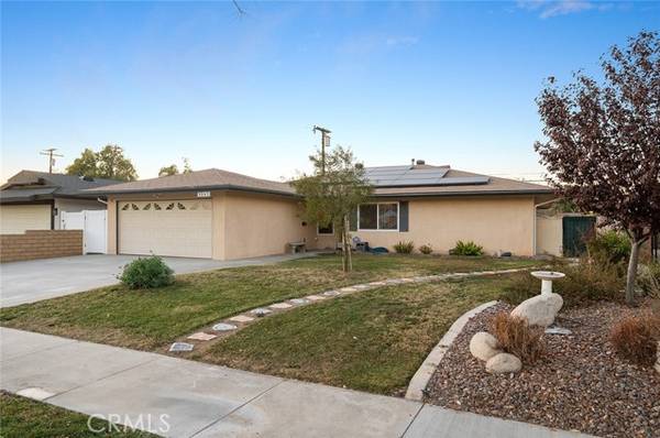 9945 Walnut Grove Avenue, Riverside, CA 92503