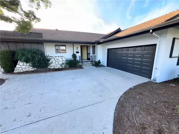 6250 Fernwood Drive, La Mesa, CA 91942