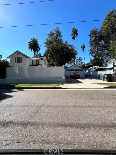 Pasadena, CA 91104,1065 E Mountain Street