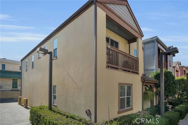 8856 Burnet Avenue, North Hills, CA 91343