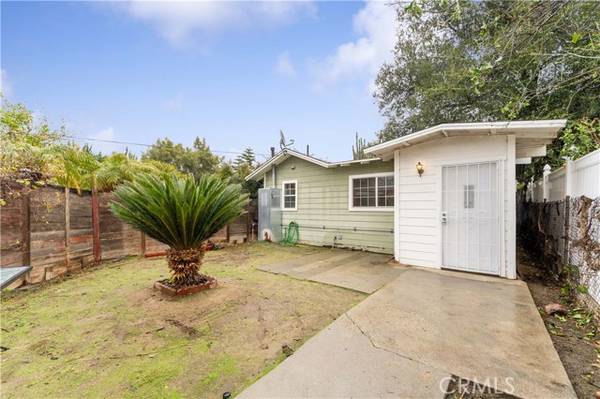 10342 Hillview Avenue, Chatsworth, CA 91311