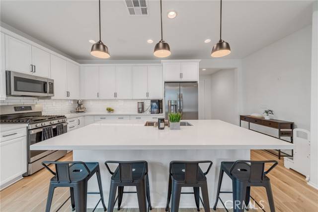 30546 Rodriquez Loop, Menifee, CA 92584