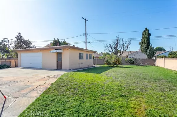 Downey, CA 90241,11535 Rives Avenue