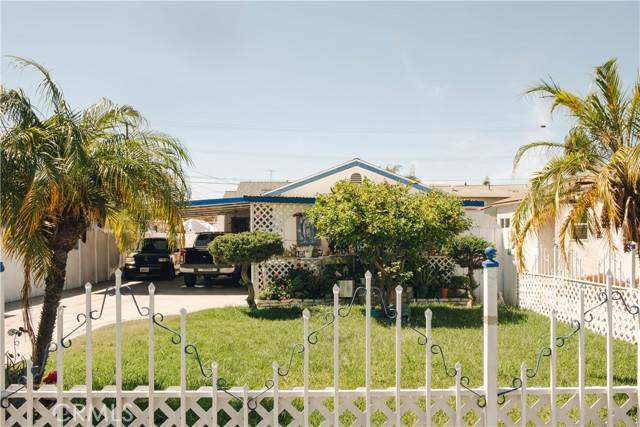 8945 San Antonio Avenue, South Gate, CA 90280