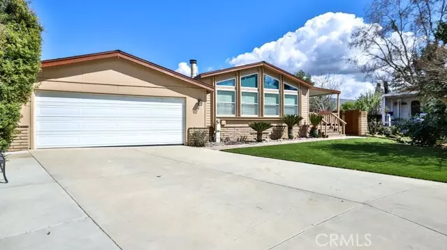 10328 Dusty Lane Court, Corona, CA 92883