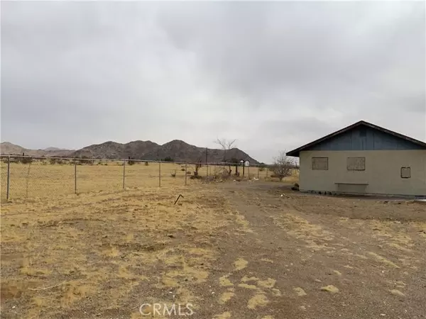 Lucerne Valley, CA 92356,16962 Huff Road