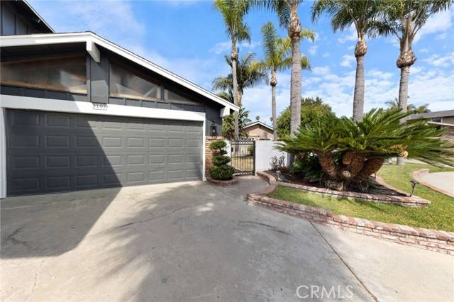 Lakewood, CA 90712,2102 Tern Bay Lane