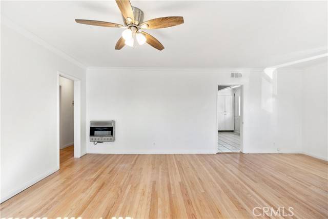 Lakewood, CA 90712,6142 Pearce Avenue