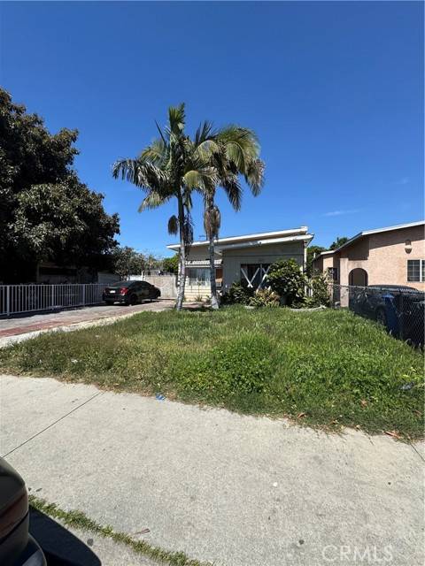 2443 Olive Street, Huntington Park, CA 90255